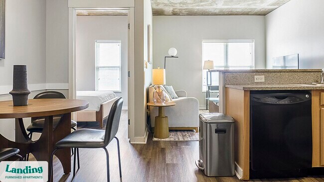 Photo - 335 W 9th St Unit 201.1403795