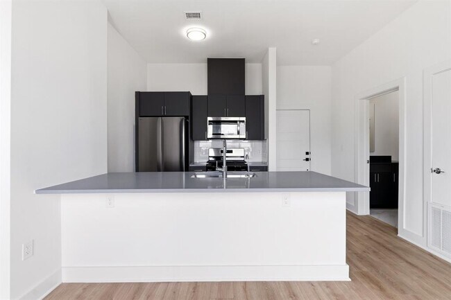 Photo - 3900 Berkman Dr Unit 208