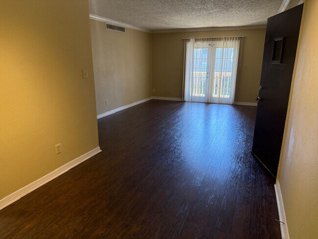 Photo - SERRAVELLA 2-BEDROOM CONDO Unit 315-207