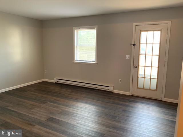 Photo - 1081 Park Rd