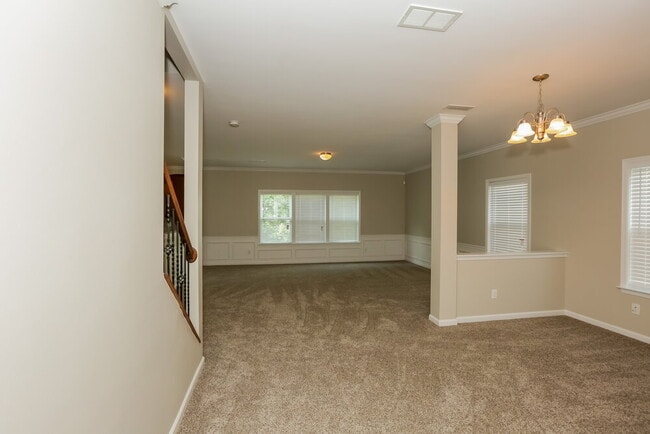 Photo - 4315 Houldsworth Dr