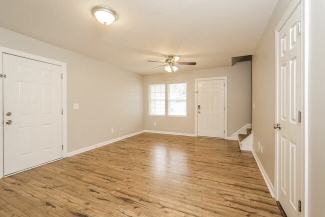 Photo - 4018 Mountainridge Dr