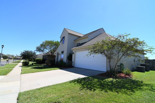 Photo - Zachary School District!  Trendy, 3 bedroo...