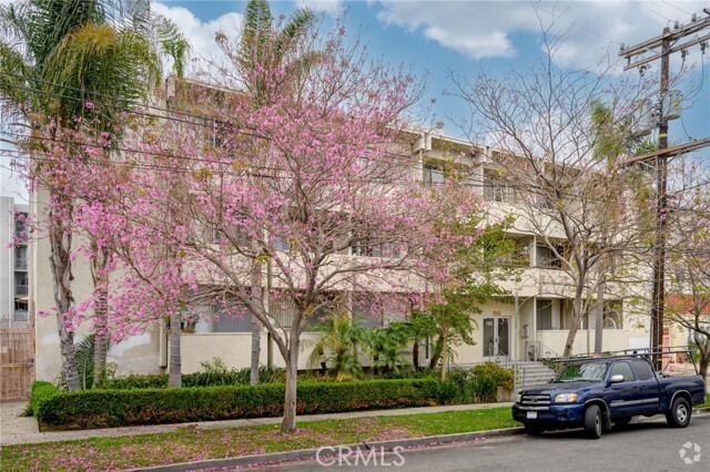 Building Photo - 1422 N Curson Ave Unit 32 Rental