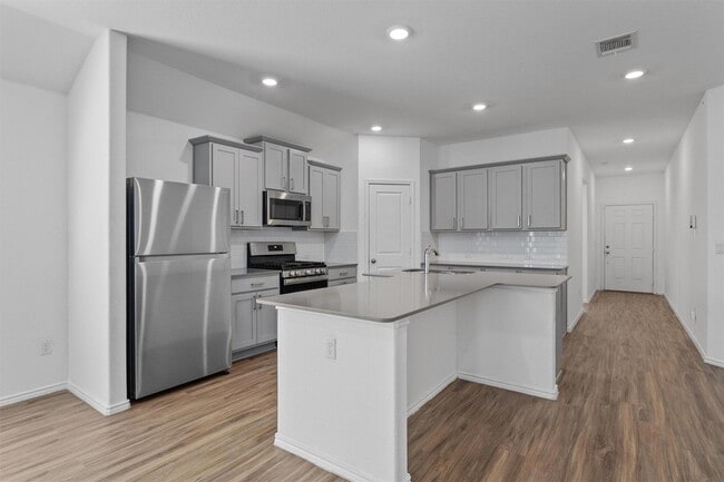 Photo - 245 Salt Springs Rd