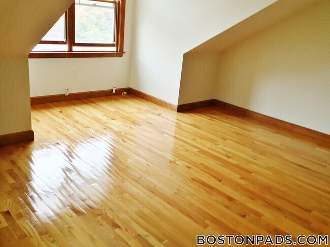 Photo - 102 Allston St Unidad 4