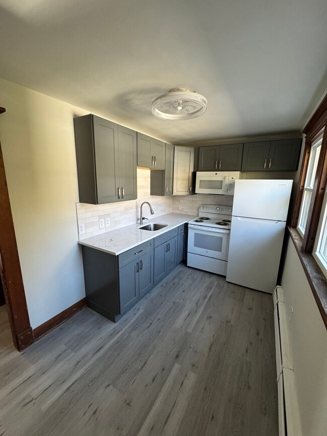 Photo - 1 Spithead Rd Unit B