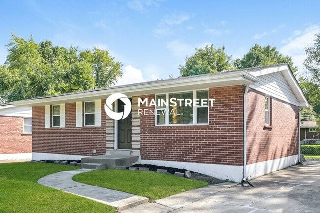 Photo - 3 Bedroom Pet-Friendly Home in St. Louis, MO with Main Street Renewal