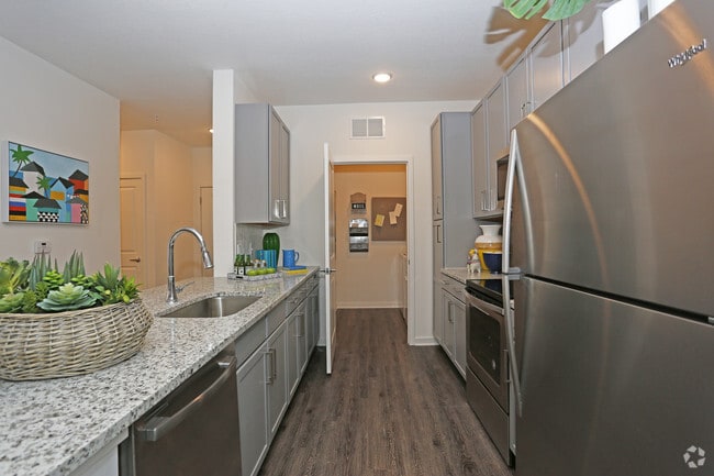 2BR, 2BA - 1,204 SF - B1 - Kitchen