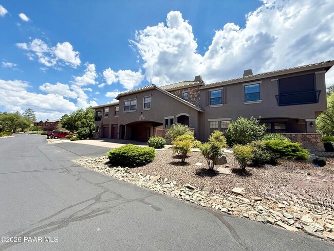 Building Photo - 1716 Alpine Meadows Ln Unit 1103