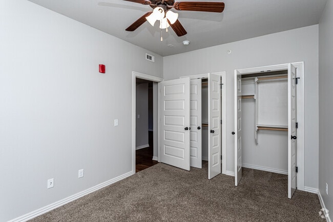 2BR, 2BA - B2