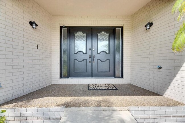 Photo - 811 Eagle Ln