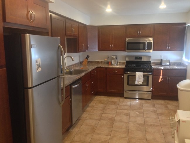 Building Photo - 2509 Carey Way Rental