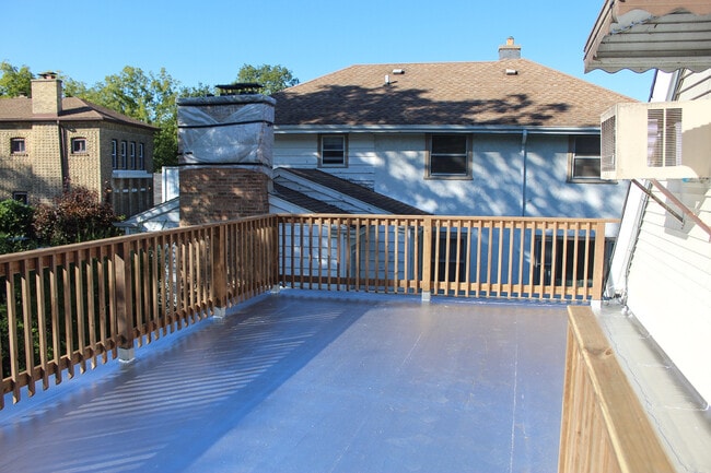 30 Michigan Ave Unit 2