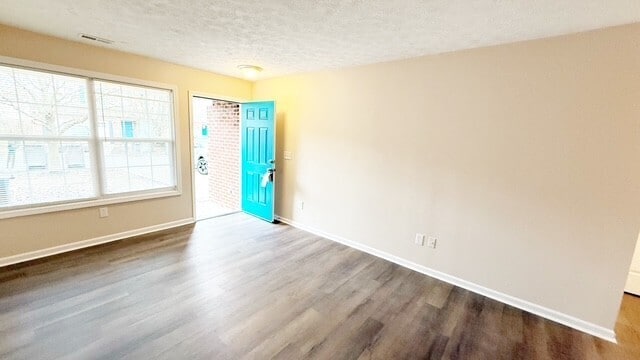 Photo - 2940 Carson Dr