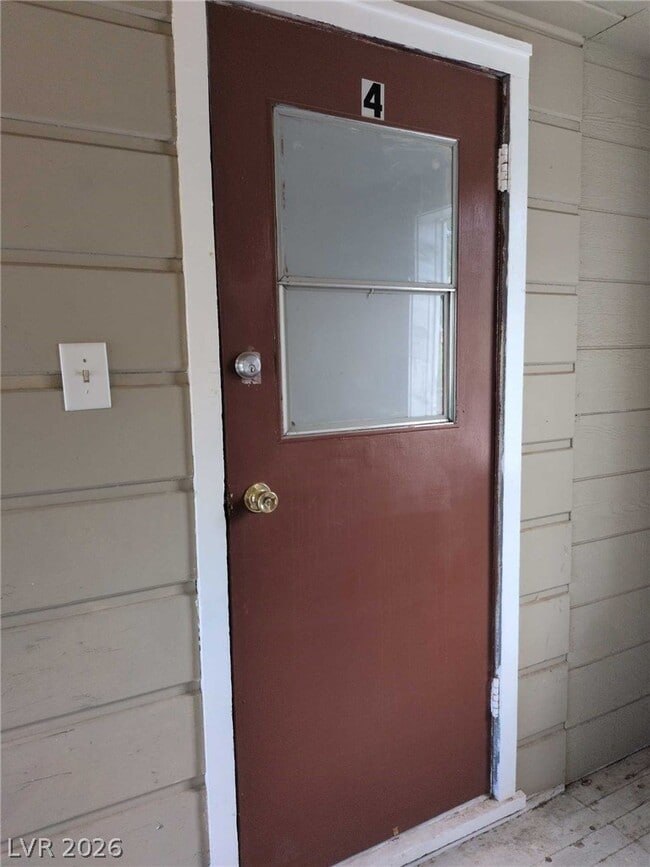 Photo - 649 Nevada Way