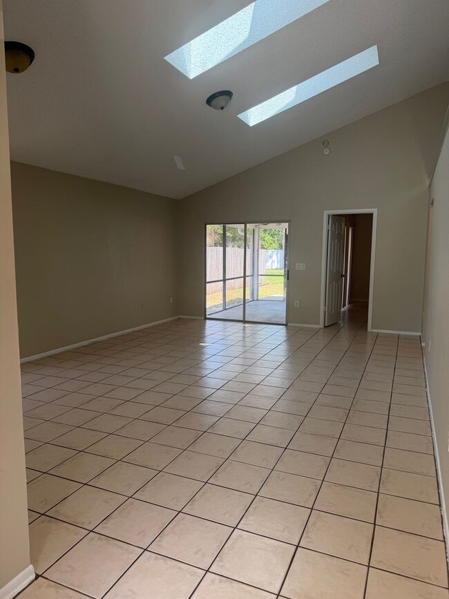 Photo - Charming 3-Bedroom Home in a Beautiful Sanford / Lake Mary Community with Community Pool