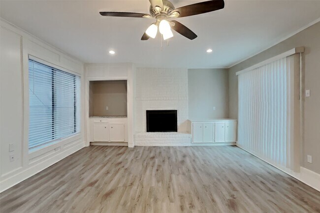 Photo - 2318 Turtle Creek Dr