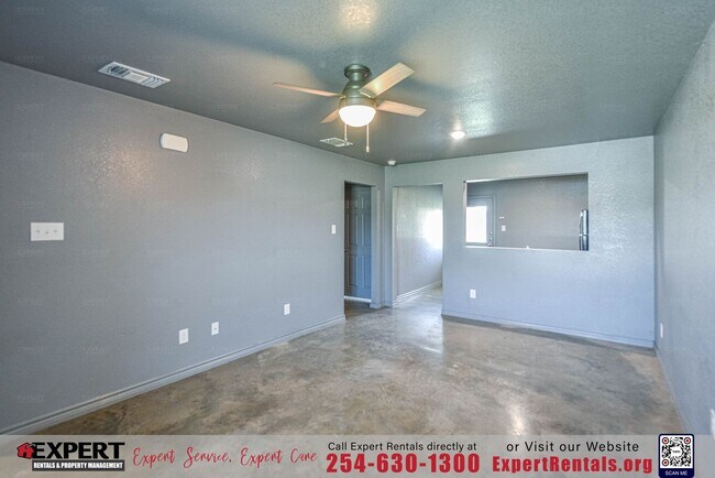 Photo - Discover the perfect blend of comfort and convenience!!