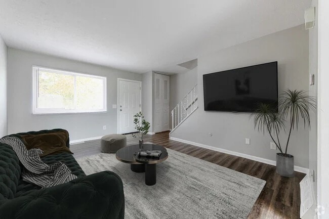 Photo - 2206 Harsh Ave SE