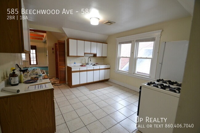 Photo - 585 Beechwood Ave Unit 585