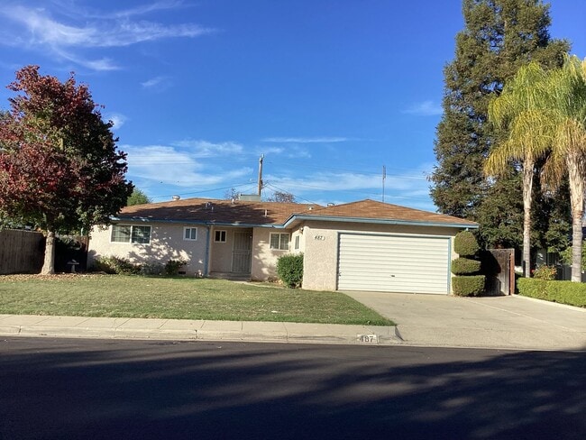 Photo - 487 W San Jose Ave