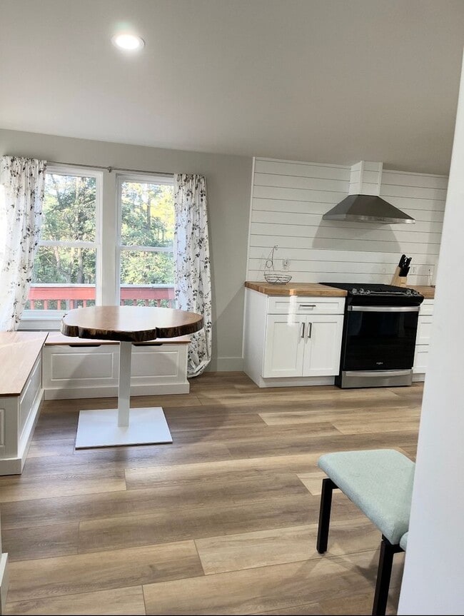 Photo - 48 S Hoernerstown Rd