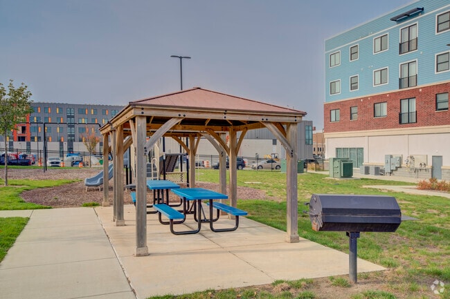 Marketplace Apartments