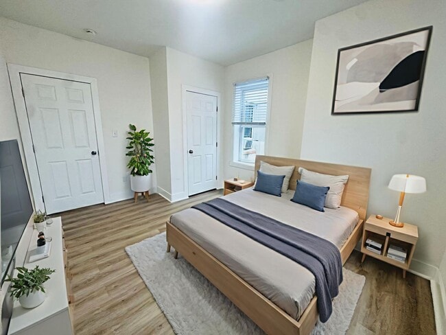 Photo - Beautiful 3b/1.5bth House ! Section 8 Only