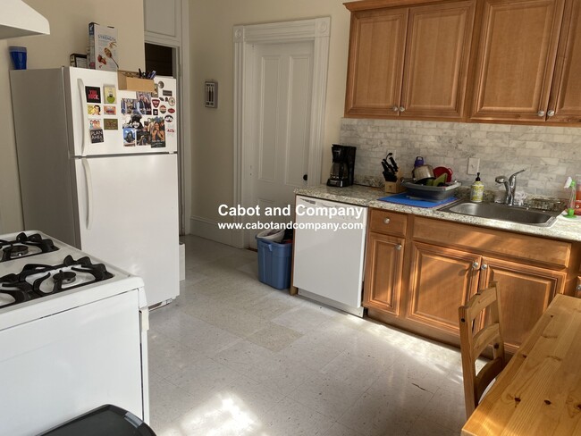 Photo - 34 Isabella St Unit 8A