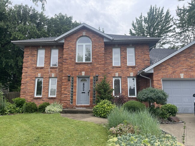 Building Photo - 432 St Michaels Ct