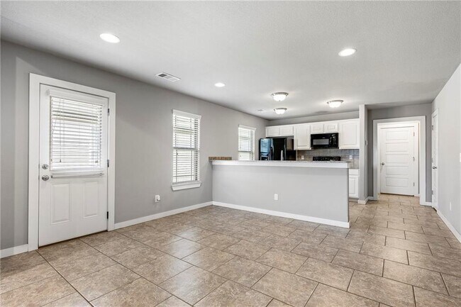 Photo - 4002 S W Capstone Ave