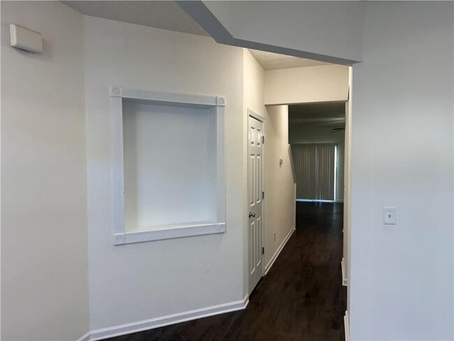 Photo - 2729 Heathrow Dr