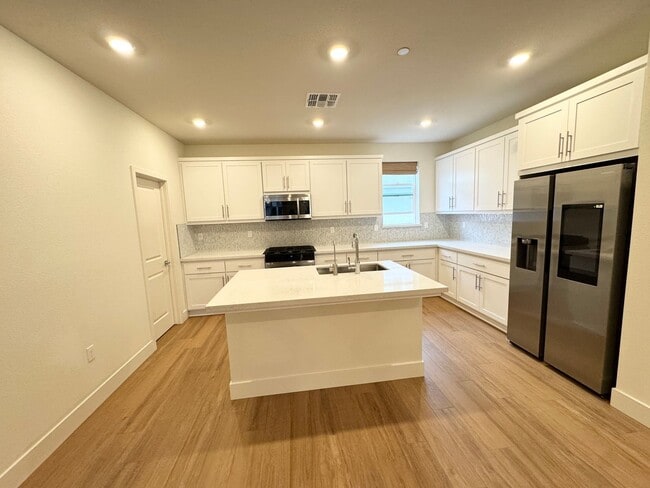 Photo - Perfect Shape Dublin Home in The Boulevard...