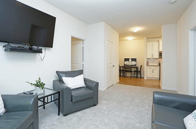 2BR, 2BA - 1027sf Brighton (Elevation)- Living Area