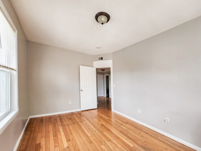 Photo - 117 Townsend St Unit 2