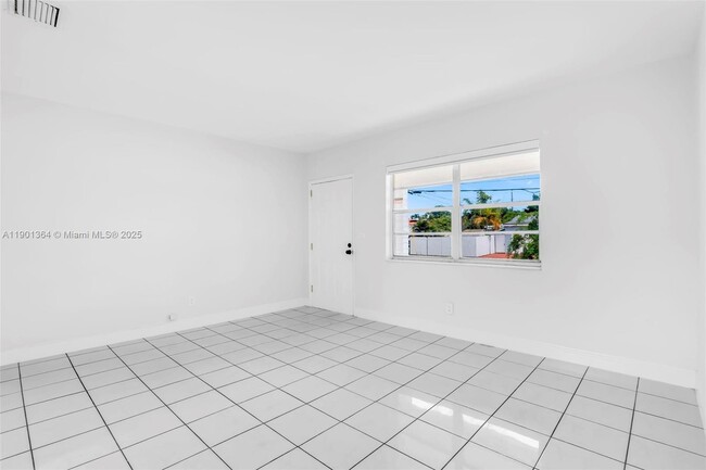 Photo - 5801 SW 9th Terrace Unit 5801
