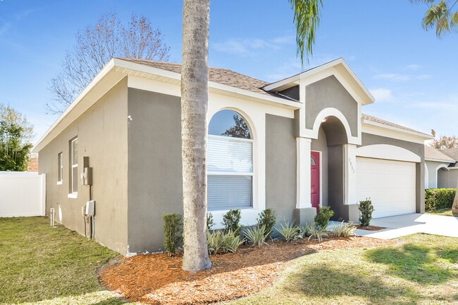 Photo - 2052 Swift Rd