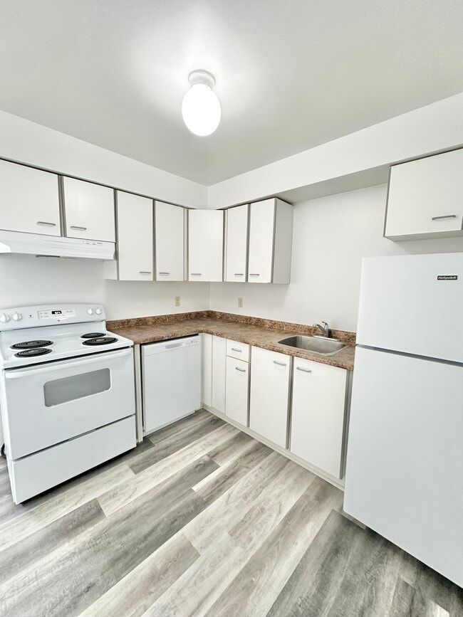 Photo - 130 Bell Farm Rd