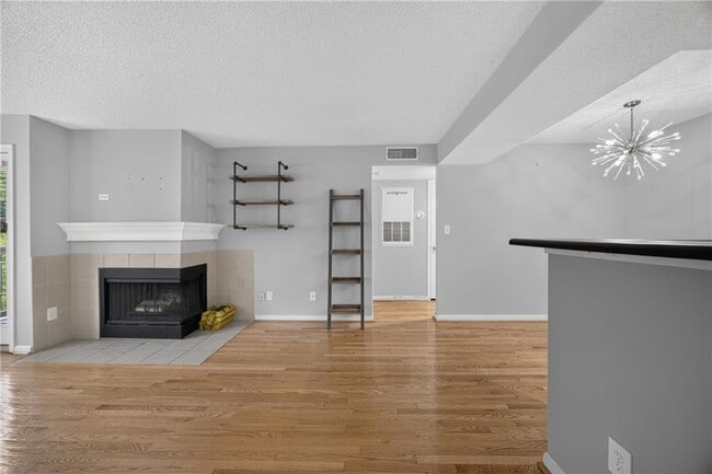 Photo - 1021 Chastain Park Ct NE