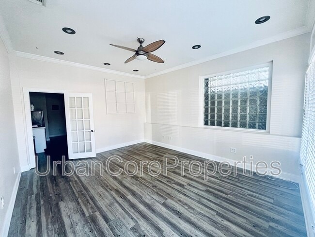 236 4th St N