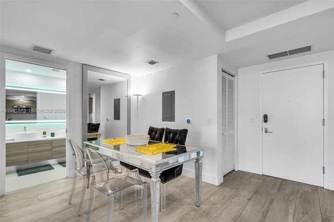 Photo - 121 NE 34th St Unit 3003