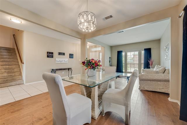 Photo - 7909 Vista Hill Ln