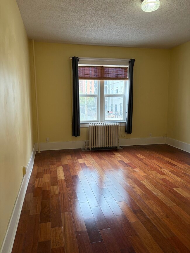 Photo - Studio Suite Available Immediately – Hathaway Apartments Unit 22