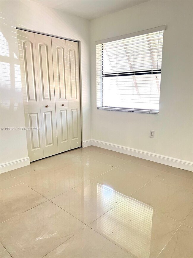 Photo - 6866 NW 173rd Dr Unit 610