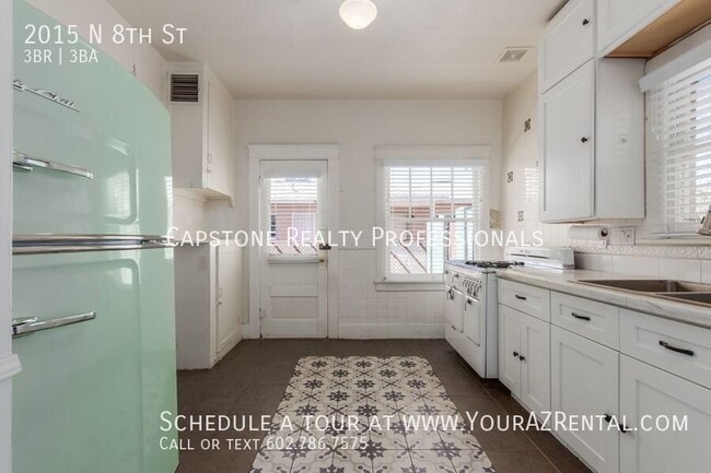 2015 North 8th St