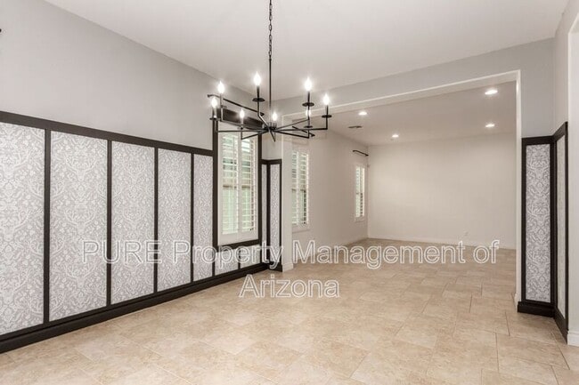 Photo - 3087 E Maplewood Ct