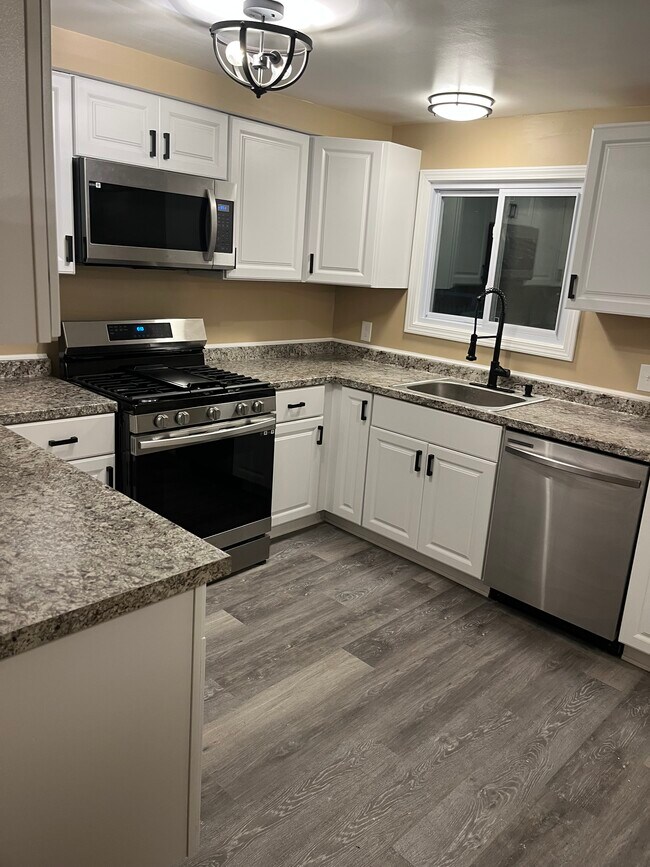 Photo - 139 N Seine Dr Unidad #1