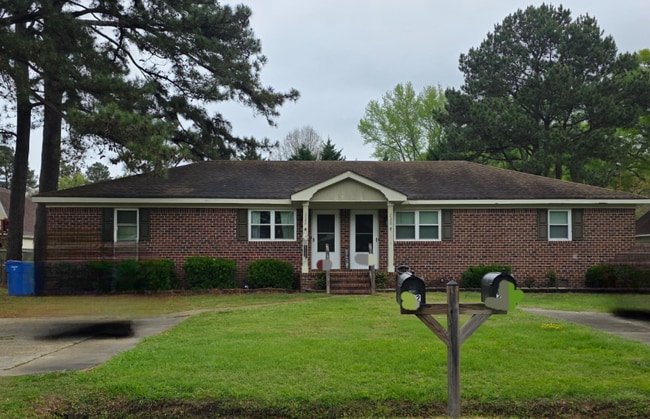 Photo - 220 Frank Dr Apartment Unit 220