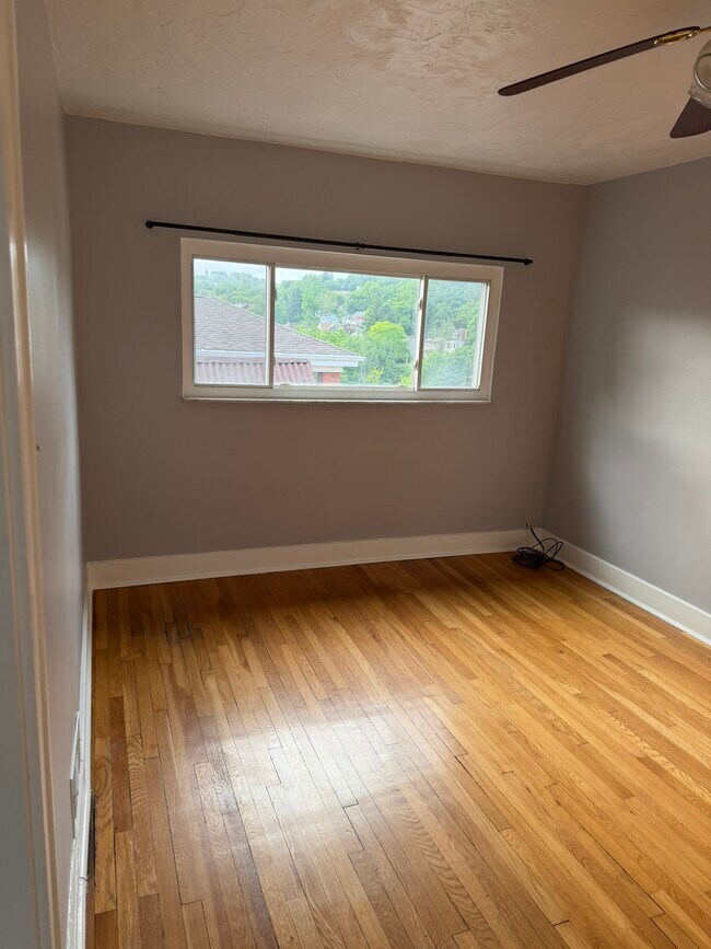 271 Lelia St Unit 271 Lelia St